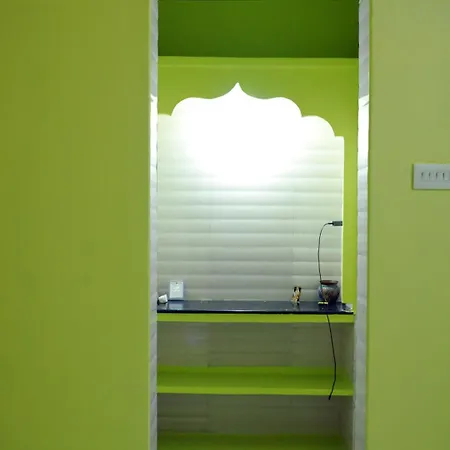 Srisaisrinivasahomestay Tirupati Exterior photo