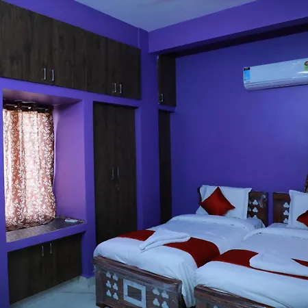 Srisaisrinivasahomestay Tirupati Exterior photo