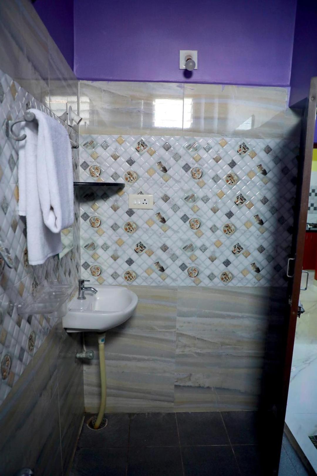Srisaisrinivasahomestay Homestay Tirupati
